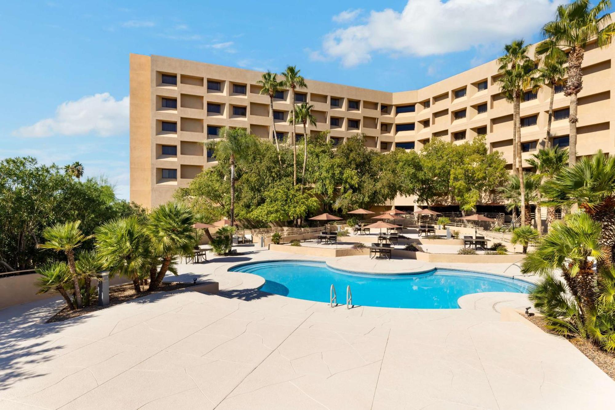 Hotel Hilton Tucson East Esterno foto