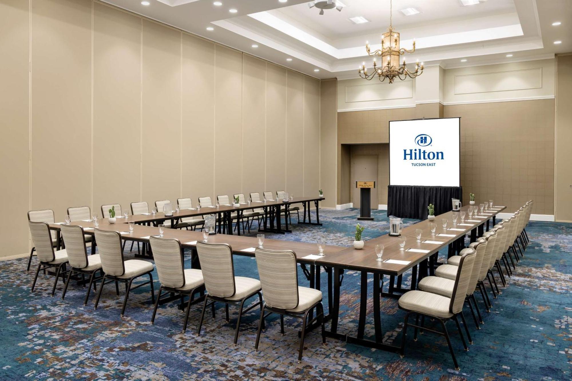 Hotel Hilton Tucson East Esterno foto
